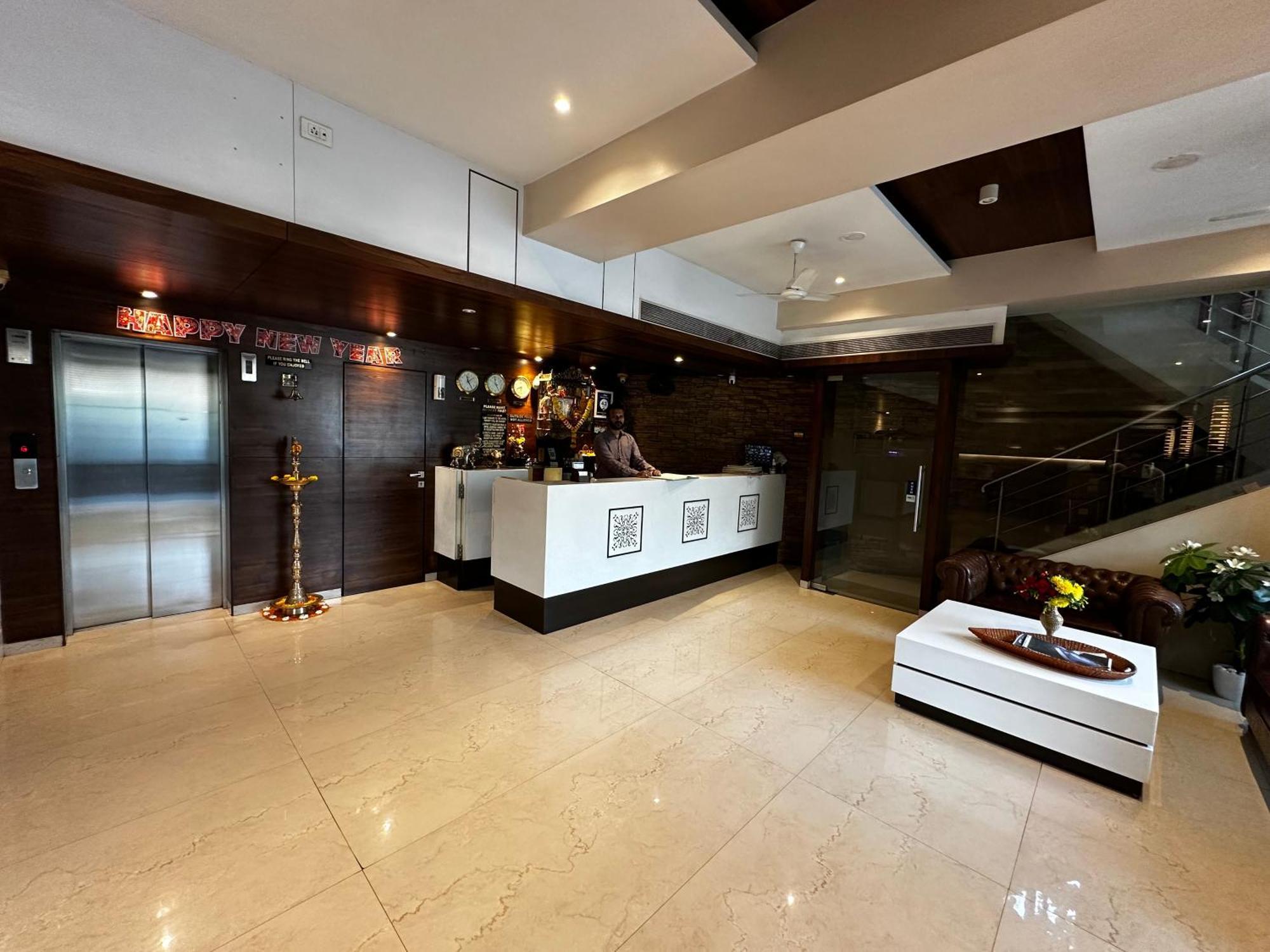 โรงแรมเซาท์ โคสต์ ธาเน ภายนอก รูปภาพ