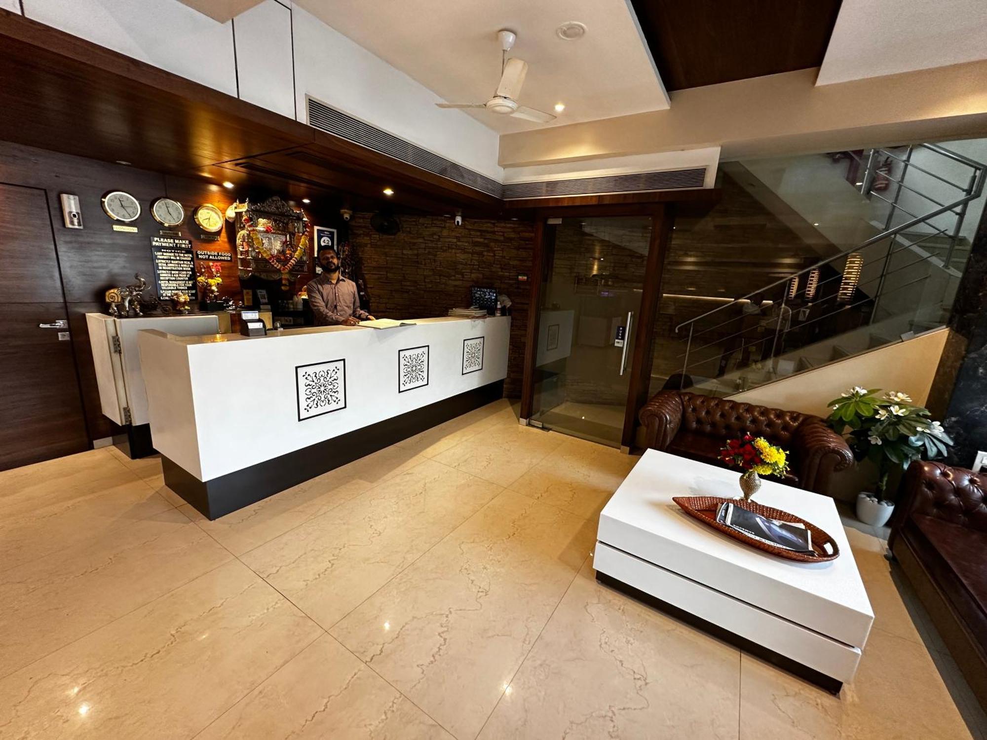 โรงแรมเซาท์ โคสต์ ธาเน ภายนอก รูปภาพ